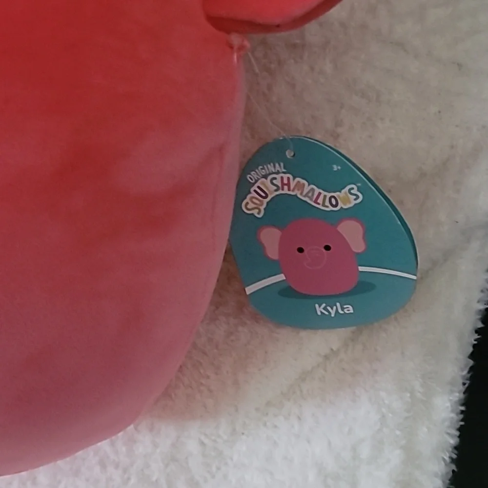 KYLA 🐘 UK Exclusive Pink Elephant Original Squishmallow by Kelly Toy ☆》NWT《☆ - Picture 2 of 4